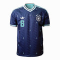 Camiseta de visitante de Alemania para el Mundial 2026 con estampado de Kimmich 6