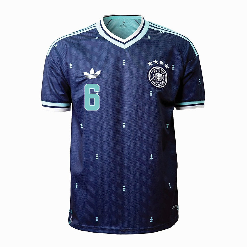 Camiseta de visitante de Alemania para el Mundial 2026 con estampado de Kimmich 6
