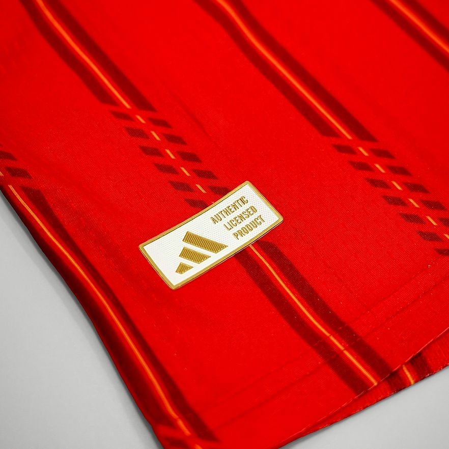Camiseta de local de España para el Mundial 2026, con estampado Lamine Yamal 19.