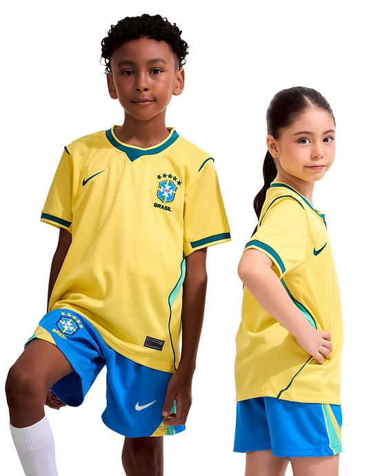 Equipaciones infantiles para la Copa Mundial de Brasil 2026 (local)